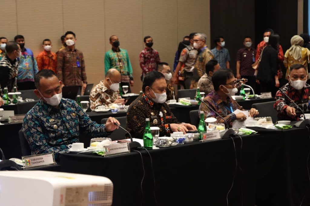 Bupati Agus Istiqlal Ikuti Rapat Pemegang Saham Luar Biasa Bank Lampung