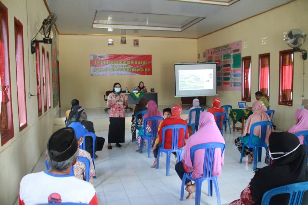 Dinsos Kab Tuba Berikan Penyuluhan Program Kesejahteraan Sosial di Kampung Gunung Tapa Ilir