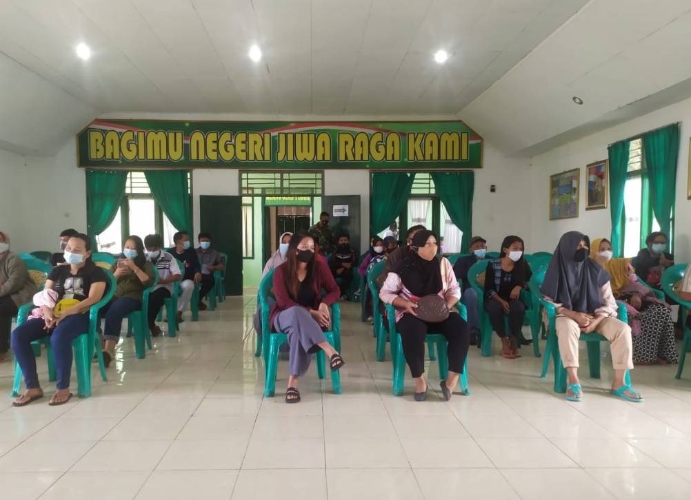 Kodim 0422/Lampung Barat Menggelar Vaksinasi Bagi Masyarakat Umum.