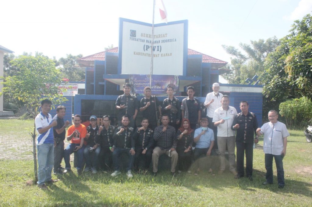 Jelang Konferprov, Nizwar Kunjungi PWI Way Kanan