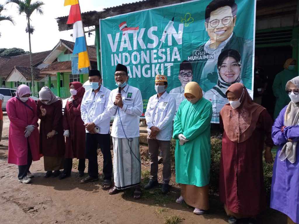 500 Dosis Vaksin Sasar Santri Ponpes Miftahul Huda Dan WargaKec Way Tenong.