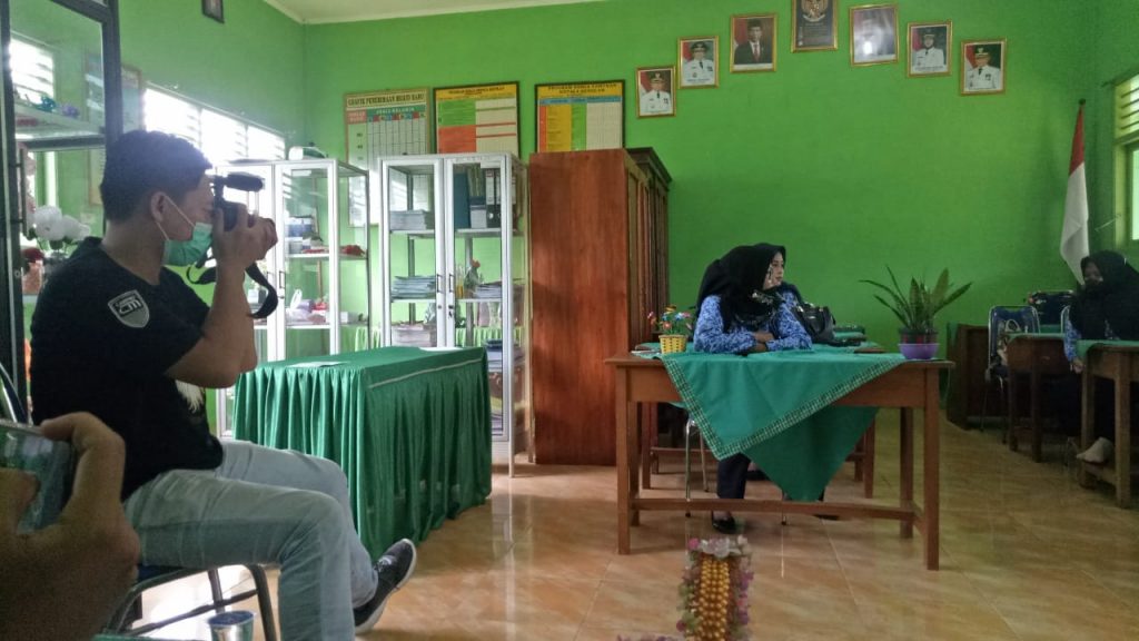 Oknum Bendahara SD N3 Metro Utara Diduga Potong Gaji Tenaga Honorer Hingga 400ribu