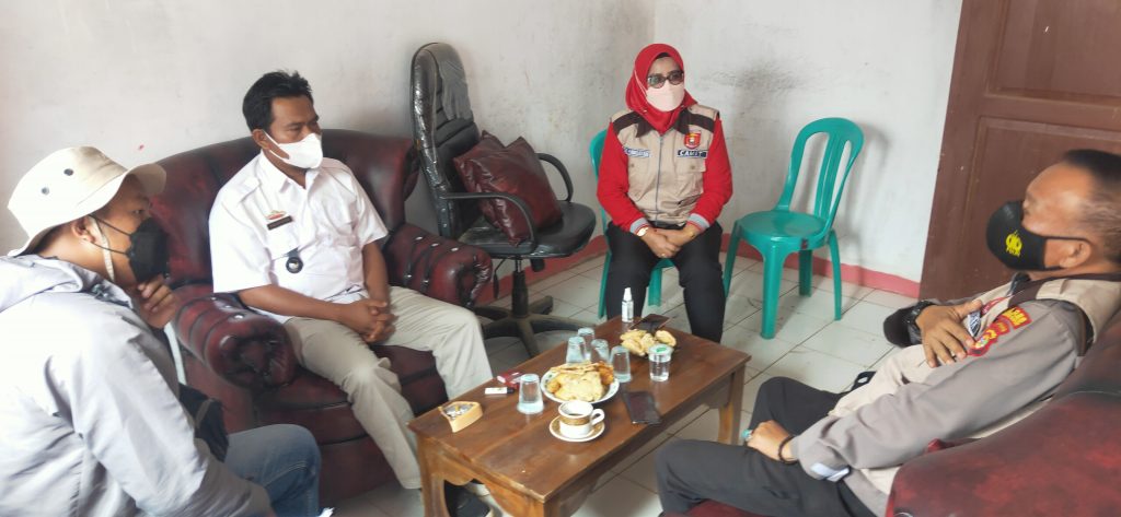 Antusias Warga Tinggi Ikuti Vaksinasi Presisi Polri Di Pekon Tiga Jaya Kecamatan Sekincau.