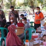 Jajaran Aparat Pekon Sumber Agung, Menyelenggarakan Vaksinasi Tahap Pertama