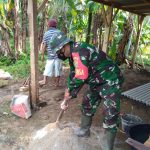 Budidaya Gotong Royong Di Wilayahnya, Babinsa Membantu Warga Membangun Rumah.