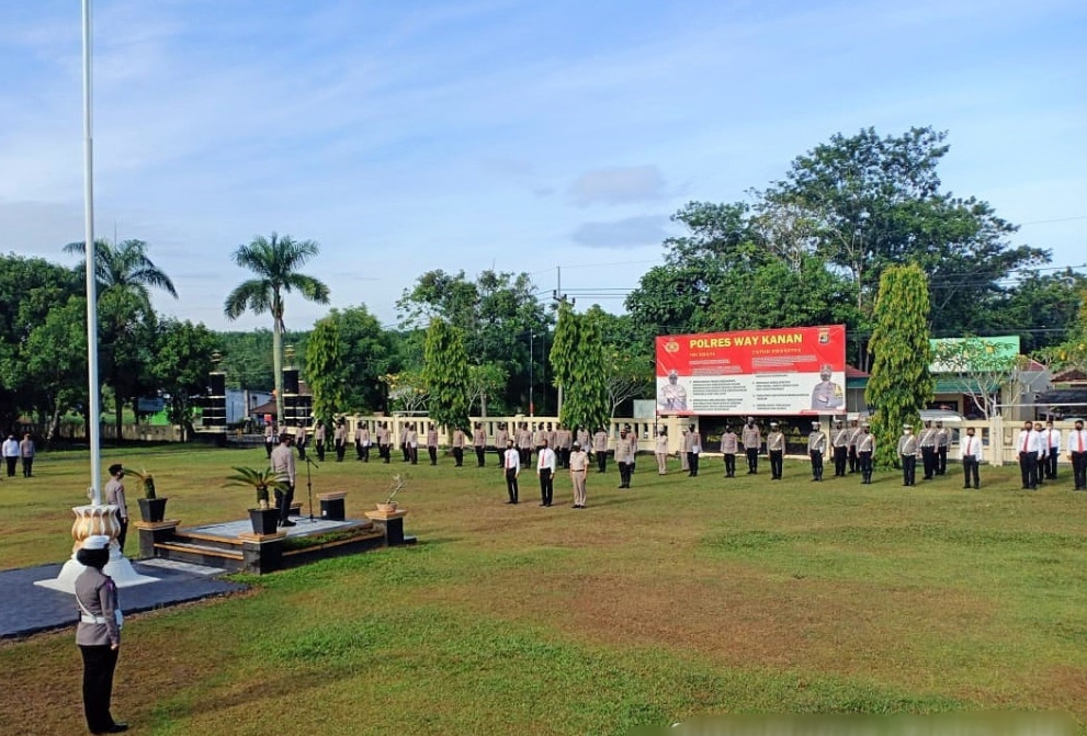 Sukseskan Vaksinasi Target 20 Ribu Peserta di Way Kanan, Wakapolres Ajak Semua Pihak Ikut  Berperan.   