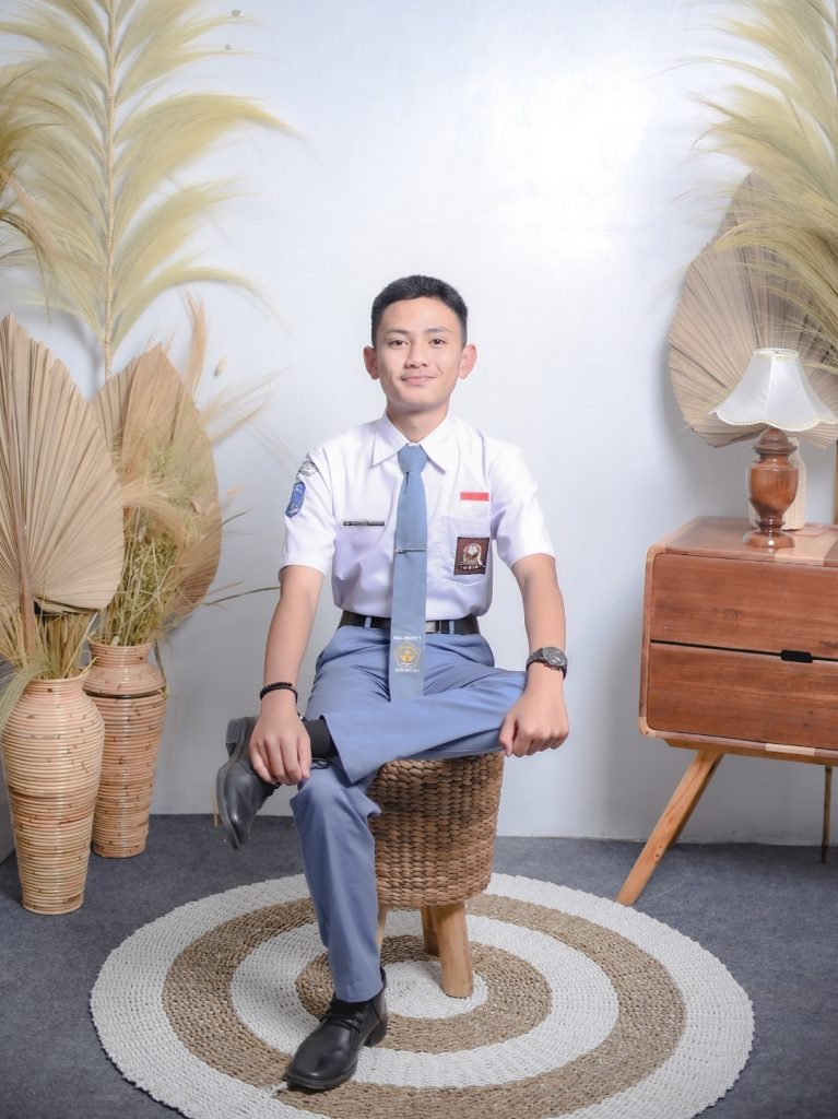 Terus Ukir Prestasi Wahyuda Pratama Siswa SMA N 1 Sekincau Raih Banyak Medali Di Olimpiade Indonesia.