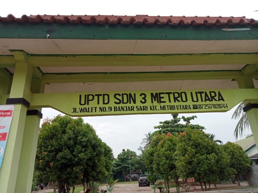 Oknum Bendahara SD N3 Metro Utara  Diduga Potong Gaji Tenaga Honorer Hingga 400ribu