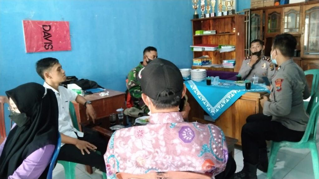 Sertu Budianto Komsos Di Kampung Adi Jaya