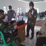 Babinsa Koramil 427-01/Pkr Gelar Vaksinasi Dengan Warga Binaan