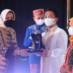 Pemkab Way Kanan Raih Juara Satu Stand Terbaik Festival Kemilau Tapis