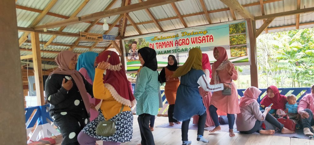 Woww ..Goyang Karawang Diwisata Alam Segar Sari Bersama Bang Indra 👇👇👇