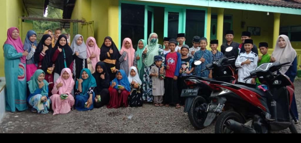 Aktifis Sosial Hubungi Awak Media terkait Luputnya Salah Satu Pesantren Terdampak Banjir Bangsalsari