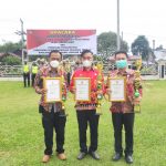 Camat Pagar Dewa M.Yones : 3 Penghargaan Diberikan Kapolres Lambar, Semua Berkat Kerja Keras Kerja Cerdas Kerja Nyata Dalam Percepatan Vaksinasi Covid-19.