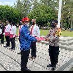 Bhabinkamtibmas Polsek Sekincau Polres Lambar Terima Penghargaan Dari Bupati Parosil Mabsus👇👇👇