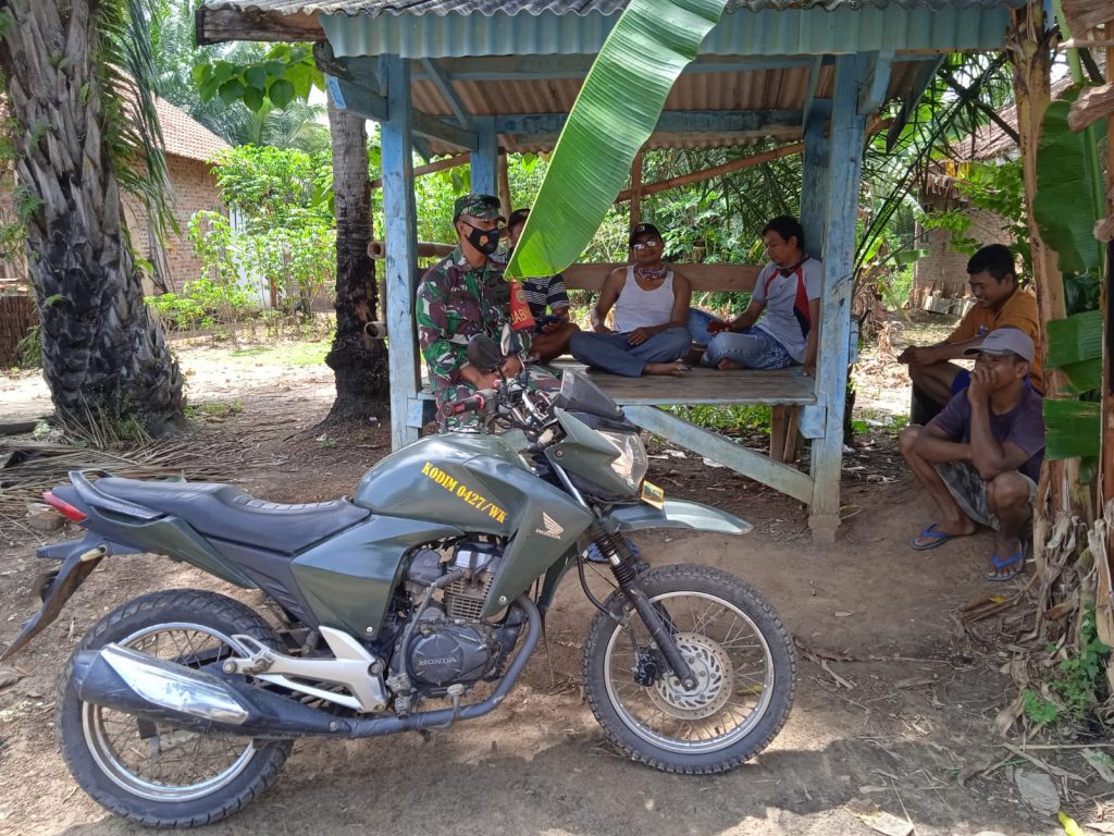 Babinsa Wujudkan Kemanunggalan TNI Dengan Rakyat