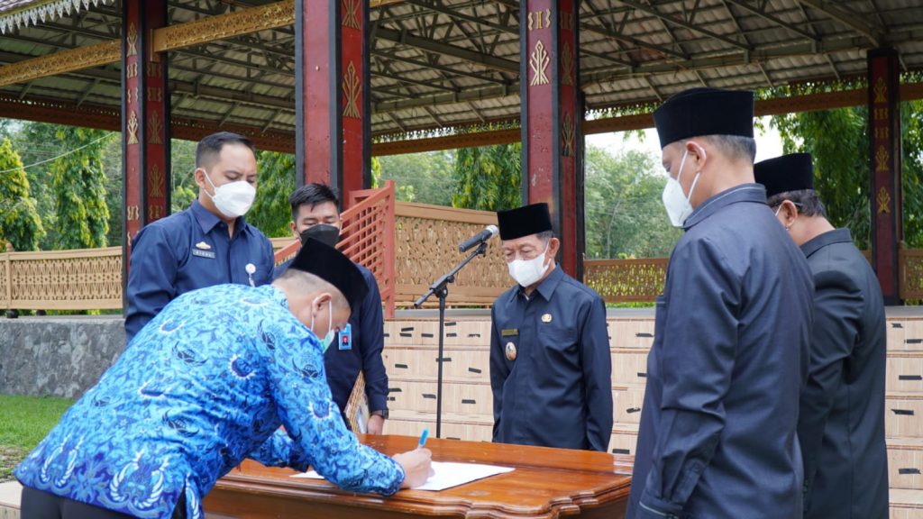 Wakil Bupati Tubaba Lantik 242 Pejabat Menjadi Fungsional