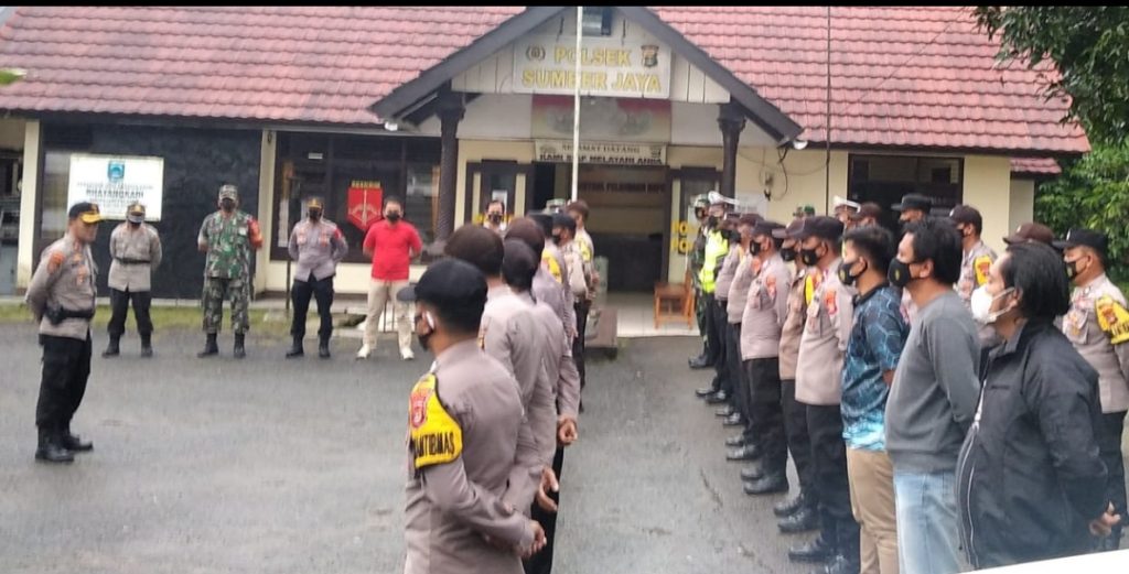 Gelar Pasukan OPS Lilin Krakatau 2021 Kapolsek Sumber Jaya Tekankan Tindakan Pre- Emtif Dan Preventif dalam Menjalankan Tugas 👇👇👇