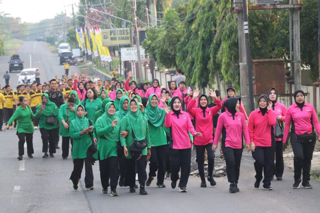 Polres Way Kanan Gelar Olahraga Bersama Hari Bhayangkara ke 79