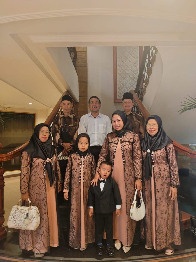 Didukung Penuh Suami dan Restu Guru, Nurma Yuspina Siap Bawa Perubahan untuk Bukit Harapan