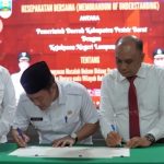 Pemkab Pesibar Adakan MOU Dengan Kajari Lambar Tentang Masalah Hukum Perdata Dan Tata Usaha Negara