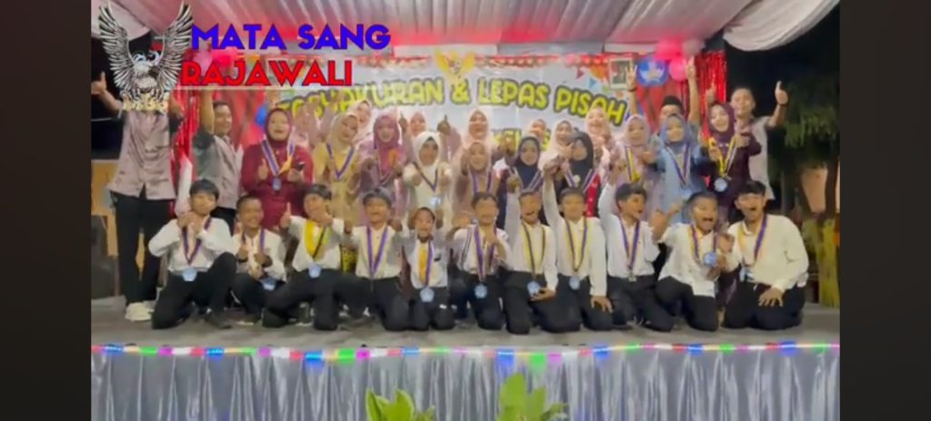 Penuh Haru Dan Sukses Lepas Pisah SDN Karangsono 03 Berlangsung Mendramatisir