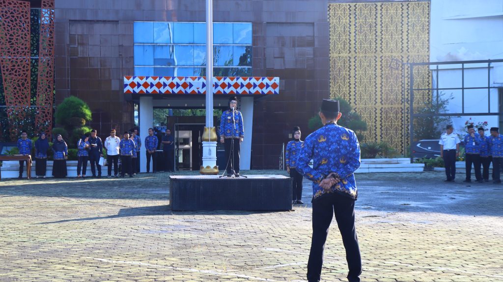 Bupati Ayu Asalasiyah: ASN Harus Siap Layani Masyarakat dengan Disiplin dan Tanggung Jawab