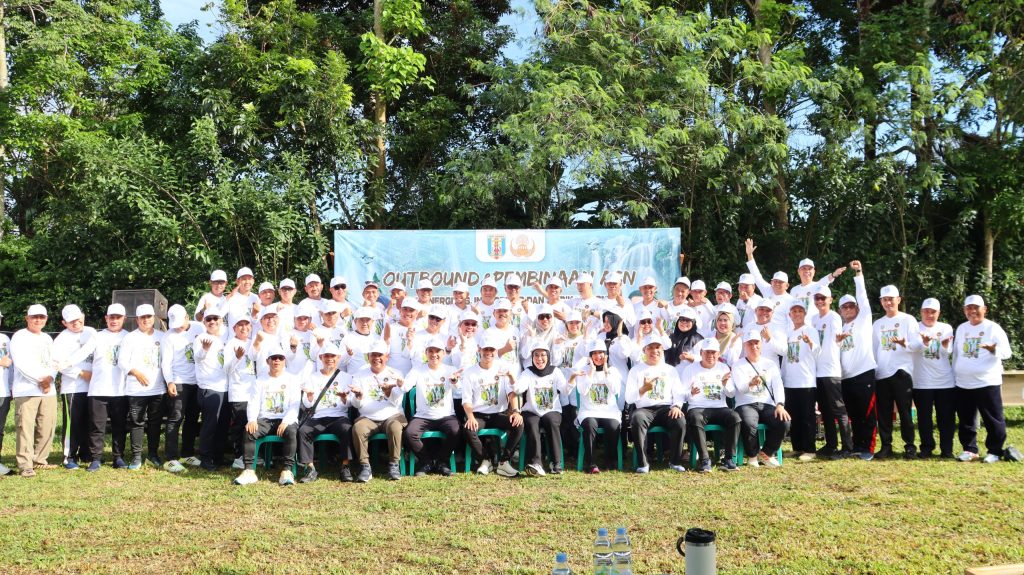 Pemkab Way Kanan Tanamkan Etika dan Solidaritas ASN Lewat Kegiatan Outbond
