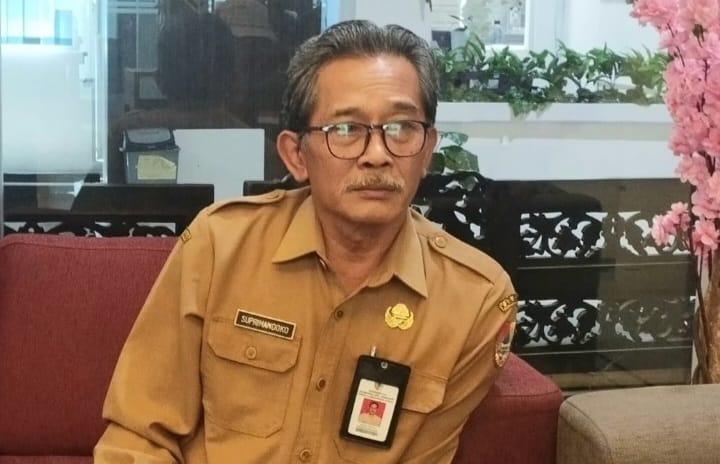 Realisasi dan Respon Masyarakat Usahawan Terhadap Program TRC Perijinan Dinas Lingkungan Hidup Kabupaten Jember