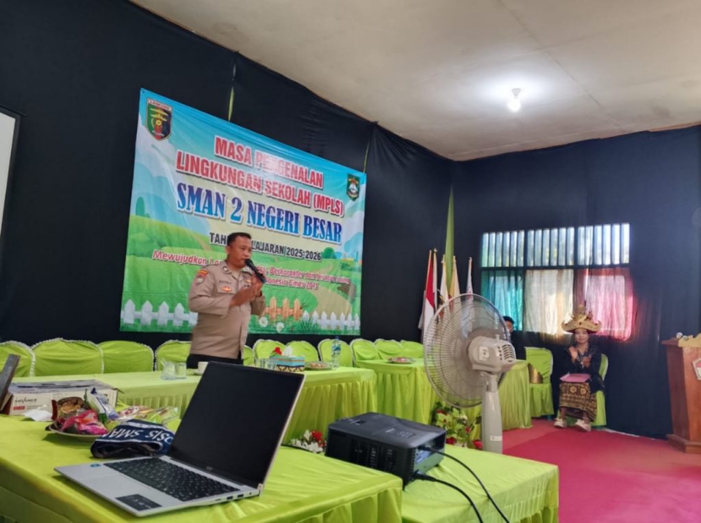 Police Goes To School, Polsek Negeri Besar Edukasi Pelajar Bijak Bermedia Sosial di SMAN 02