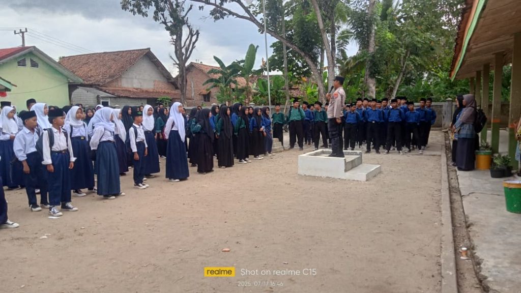 MPLS di MTS Darul Ulum, Polsek Bumi Agung Berikan Binluh Kenakalan Remaja