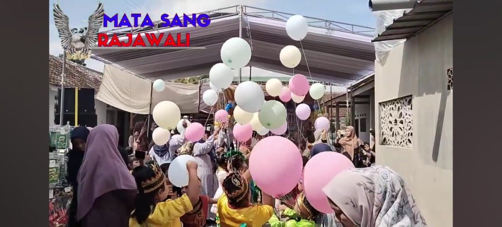 Pelepasan Balon Dalam Lepas Pisah Murid TK Dahlia 2 Karangsono
