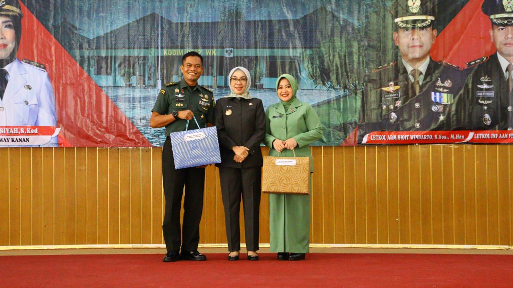 Pisah Sambut Dandim 0427/Way Kanan: Bupati Ayu Asalasiyah Sampaikan Terima Kasih Atas Pengabdian dan Dedikasi Selama Bertugas