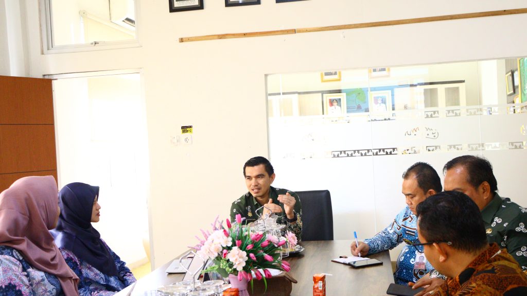 Pj. Sekda Arie Anthony Terima Audiensi IPB, Dukung Pengabdian Masyarakat Berbasis SDG’s