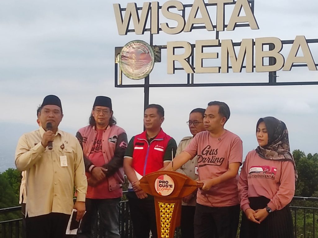 Jelang Pencairan! Gus Bupati Jember Fawait Minta Agar Guru Ngaji Dimuliakan