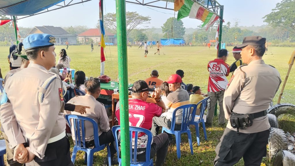 Turnamen Sepak Bola, Polsek Kasui Himbau Warga Jaga Kamtibmas