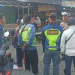 Satlantas Polres Way Kanan Ajak Pengemudi Ojek Pakai Helm SNI