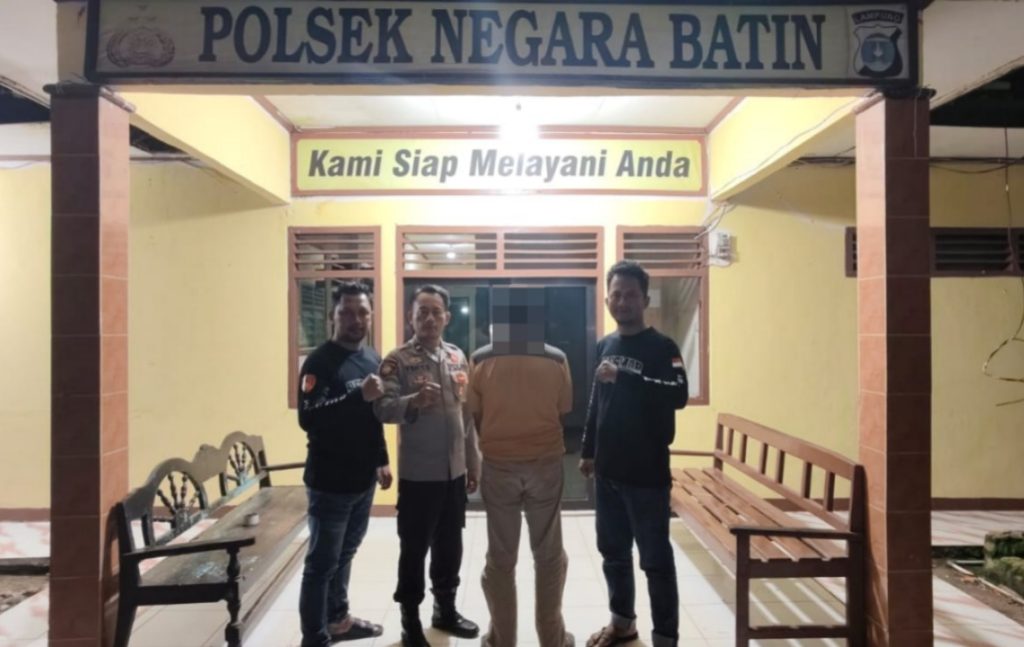 Polsek Negara Batin Ringkus Diduga Pelaku Curi Bibit Kelapa Sawit di Jalan HTI REG 44