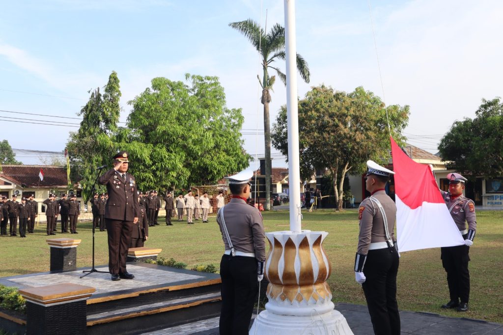 Polres Way Kanan Gelar Upacara Peringati HUT Ke-80 Kemerdekaan Republik Indonesia