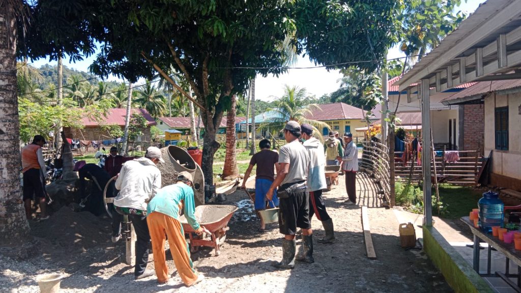 Pemerintah Desa tanjung Baru Laksanakan Titik Nol pembangunan Rabat Beton