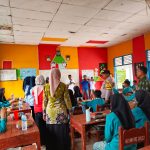 Kapolsek Monitoring Pembagian MBG Kepada Pelajar di Negeri Besar