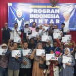 Peduli Pendidikan! DPD NasDem Kabupaten Jember Serahkan Ratusan Sertifikat PIP Jalur Aspirasi Dewan Pada Wali Murid Penerima