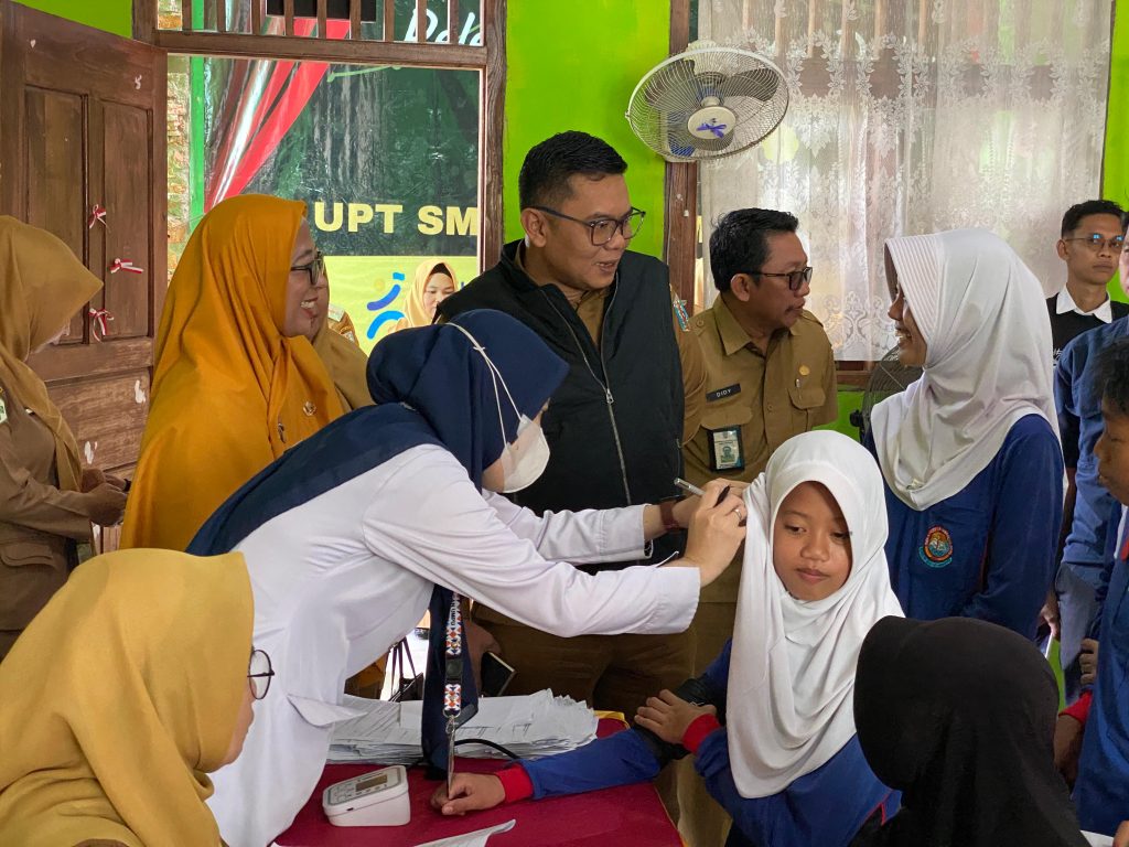 Sekda Machiavelli Pastikan Layanan Kesehatan Gratis di Sekolah Berjalan Optimal