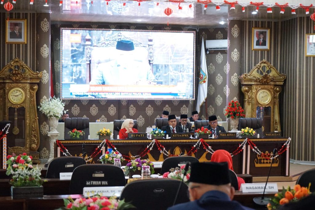 Pemkab Way Kanan Ikuti Rapat Paripurna Istimewa Mendengarkan Pidato Kenegaraan Presiden RI