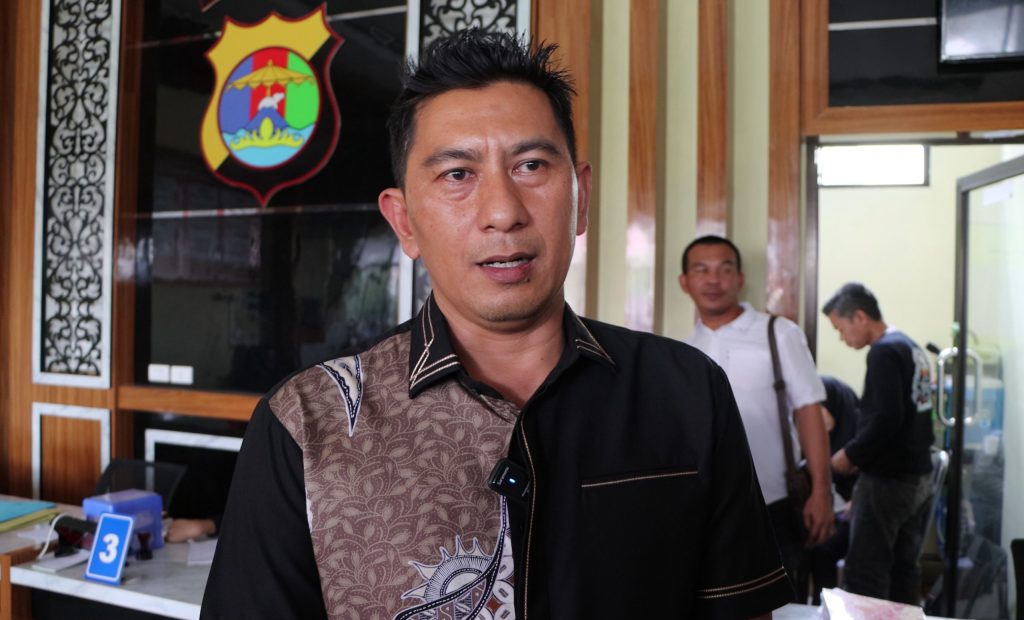 Pemberkasan SKCK Untuk PPPK Membludak, Satintelkam Polres Way Kanan Beri Fasilitas Tenda dan Tambahan Alat