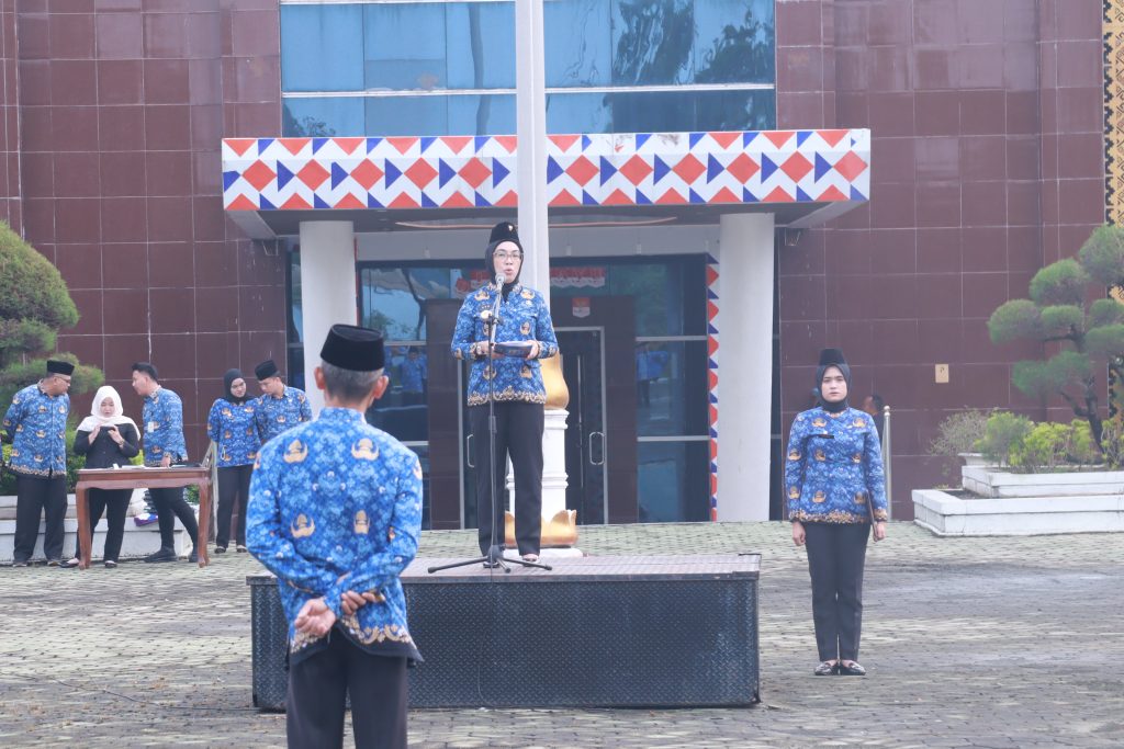 Pemkab Way Kanan Gelar Apel Bulanan di Lapangan Buay Pemuka