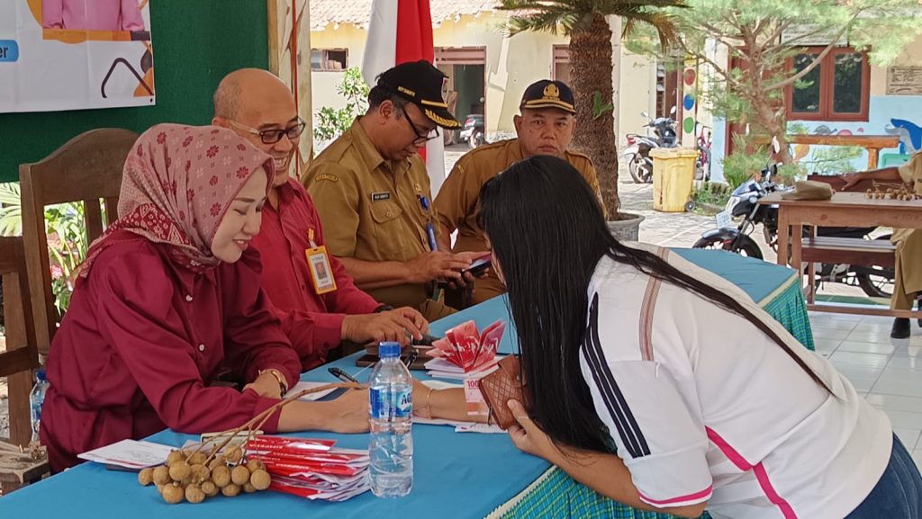 Kepala Desa Rejoagung Beserta 34 Penerima Sampaikan Terima Kasih kepada Bupati Jember atas Pembagian Insentif Guru Ngaji Non Muslim