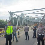 Perbaikan Jembatan Way Giham, Polres Way Kanan Bersama Stakeholder dan Warga Himbau Pengendara Berhati-Hati dan Batas Angkutan Mak 28 Ton