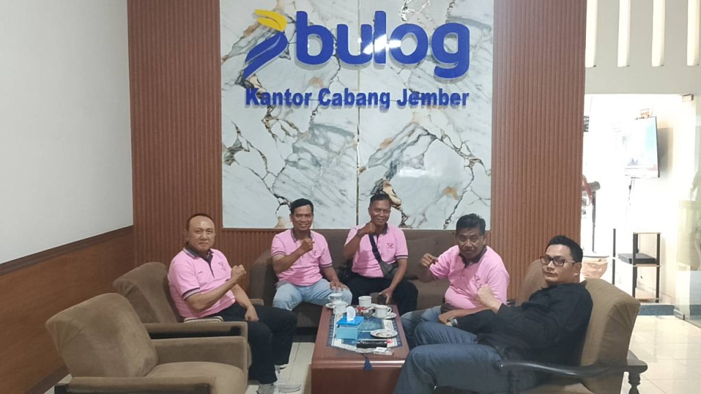 Roadshow GWI Jember Disambut Hangat oleh Bulog: Siap Bersinergi dalam Informasi dan Pemberdayaan Publik
