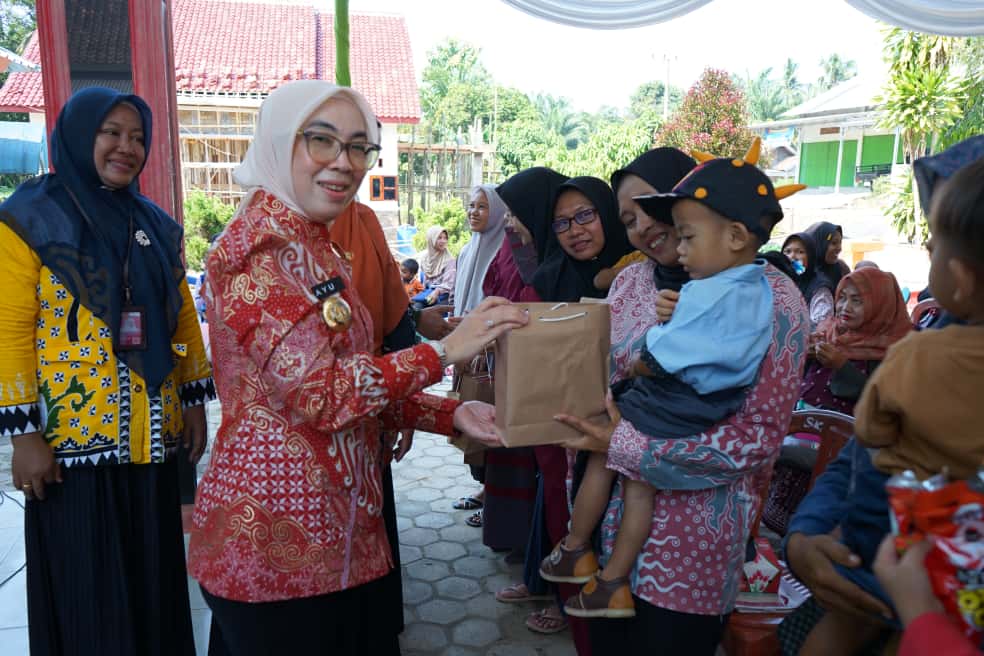 Wujudkan Generasi Sehat dan Bebas Stunting, Bupati Ayu Ajak Masyarakat Bergerak Bersama Optimalkan Layanan Posyandu